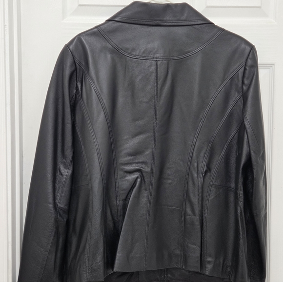 East 5th Women’s Black Genuine Leather Jacket Zip Front Lined Sz XL - Picture 7 of 15